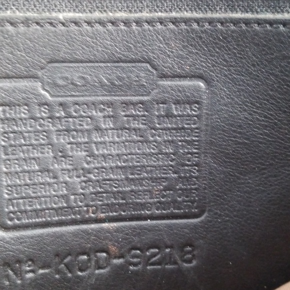 Vintage 100 percent authentic Coach bag. - Picture 5 of 7